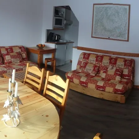 En Skis Aux Pieds Avec Sauna Lägenhet *