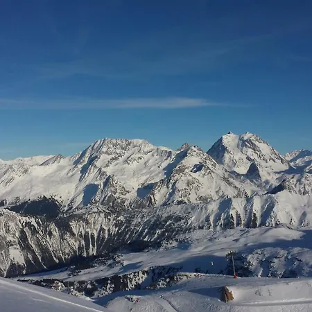 En Skis Aux Pieds Avec Sauna Lägenhet