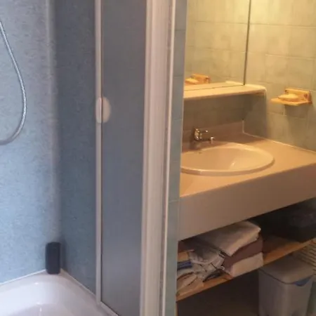 En Skis Aux Pieds Avec Sauna Lägenhet