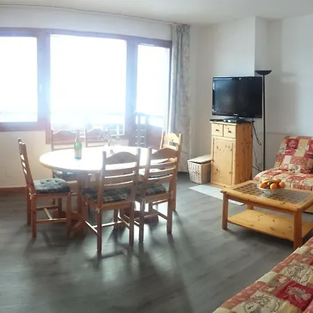 En Skis Aux Pieds Avec Sauna Lägenhet *