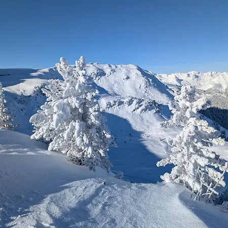 Lägenhet En Skis Aux Pieds Avec Sauna Courchevel